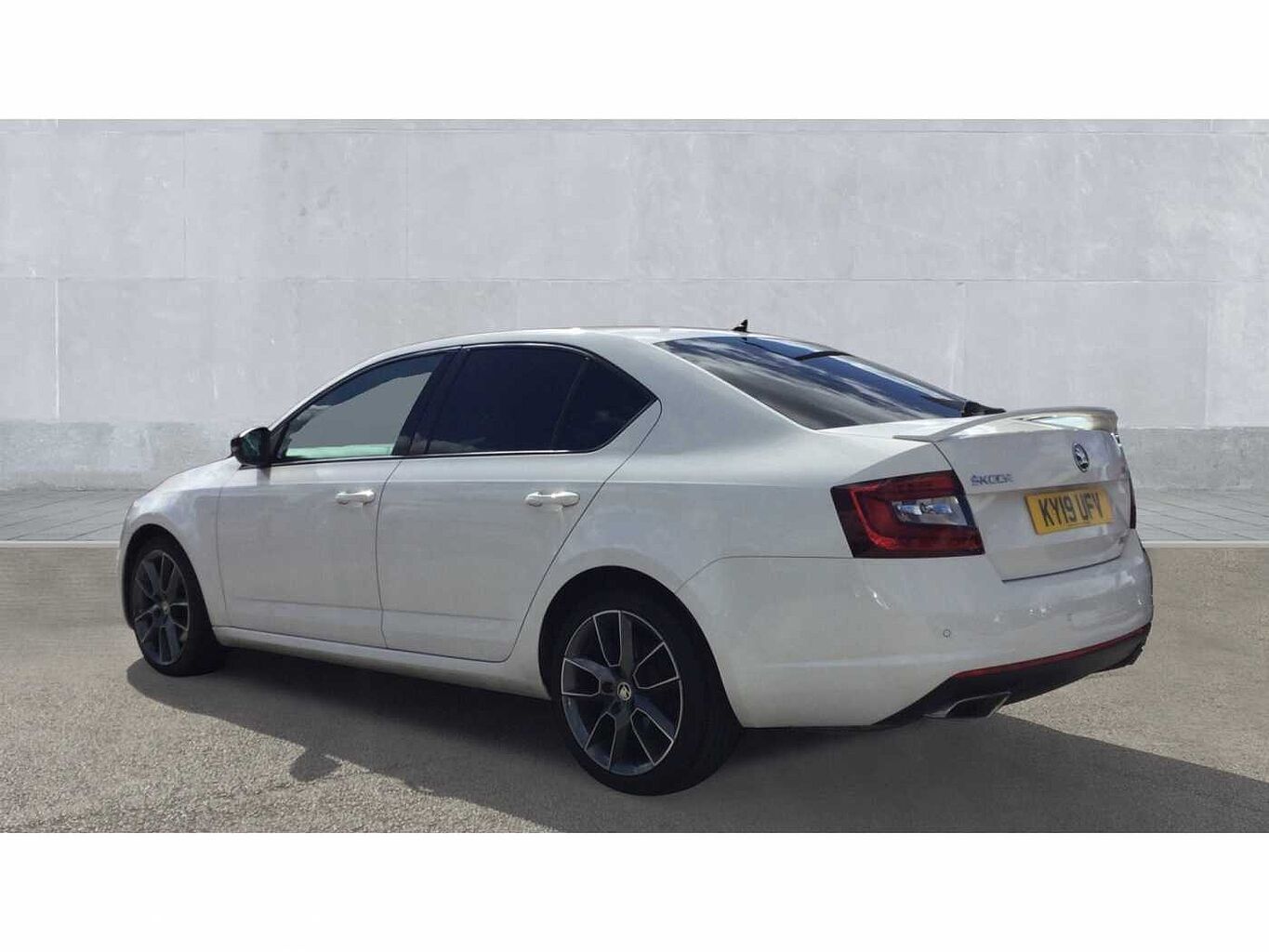 SKODA Octavia vRS Estate (2017) 2.0 TSI vRS 245