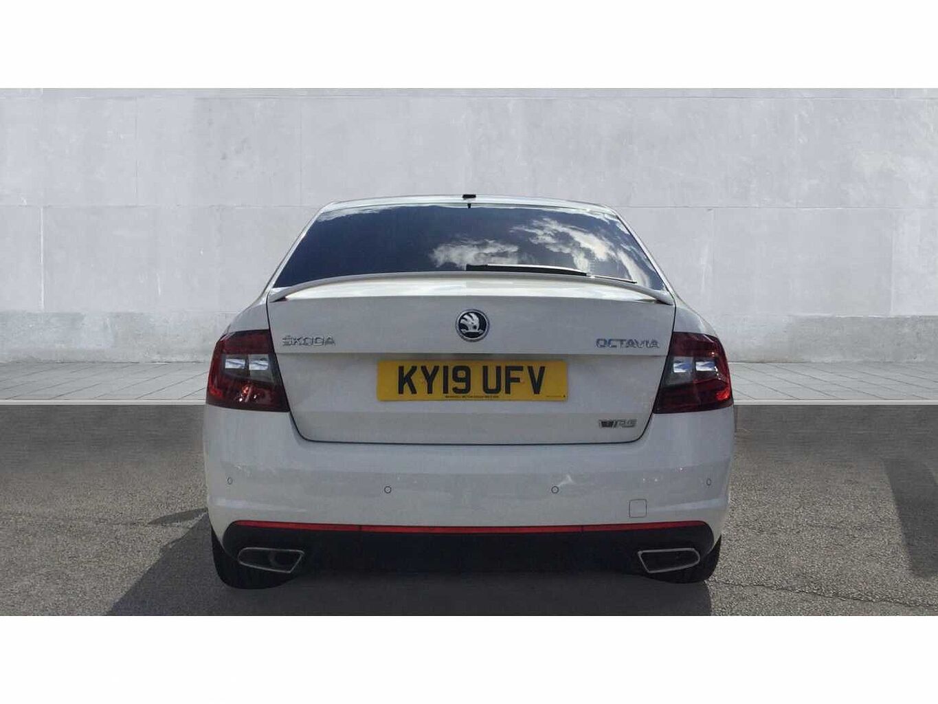 SKODA Octavia vRS Estate (2017) 2.0 TSI vRS 245