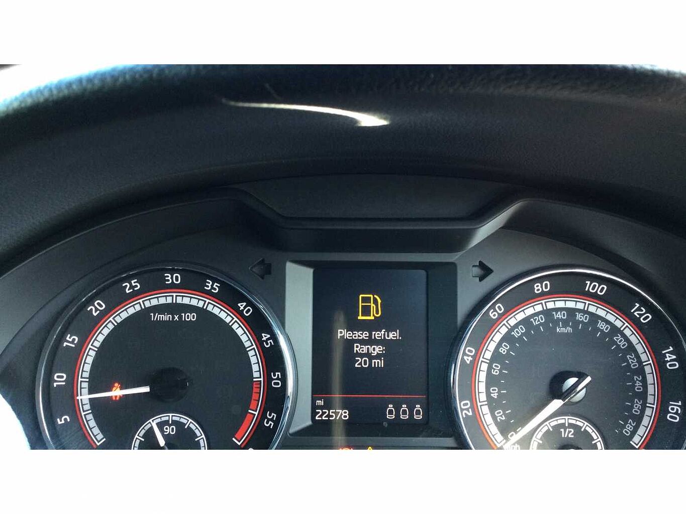 SKODA Octavia vRS Estate (2017) 2.0 TSI vRS 245