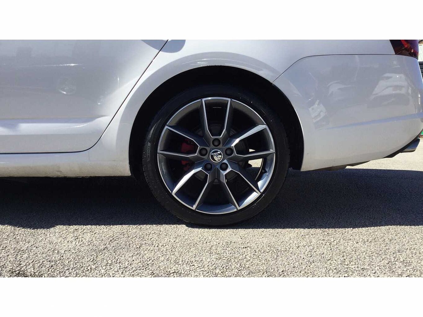 SKODA Octavia vRS Estate (2017) 2.0 TSI vRS 245