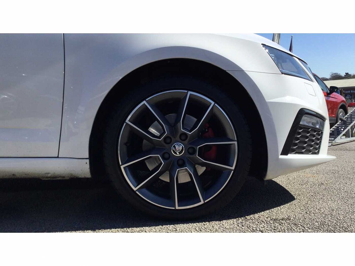 SKODA Octavia vRS Estate (2017) 2.0 TSI vRS 245