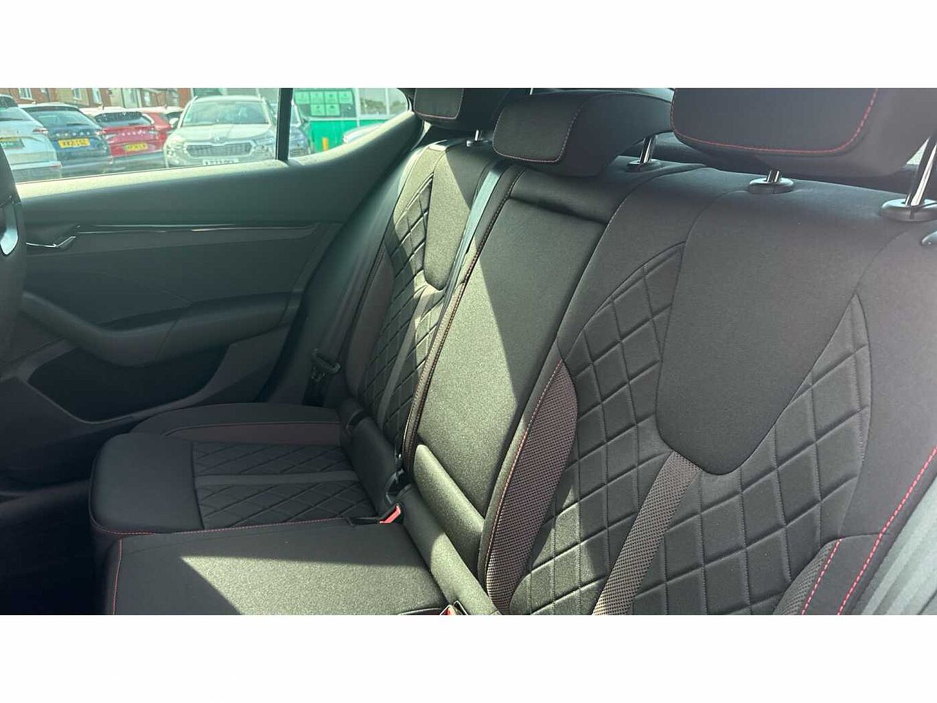 SKODA Octavia 2.0 TSI vRS (245PS) DSG 5-Dr Hatchback