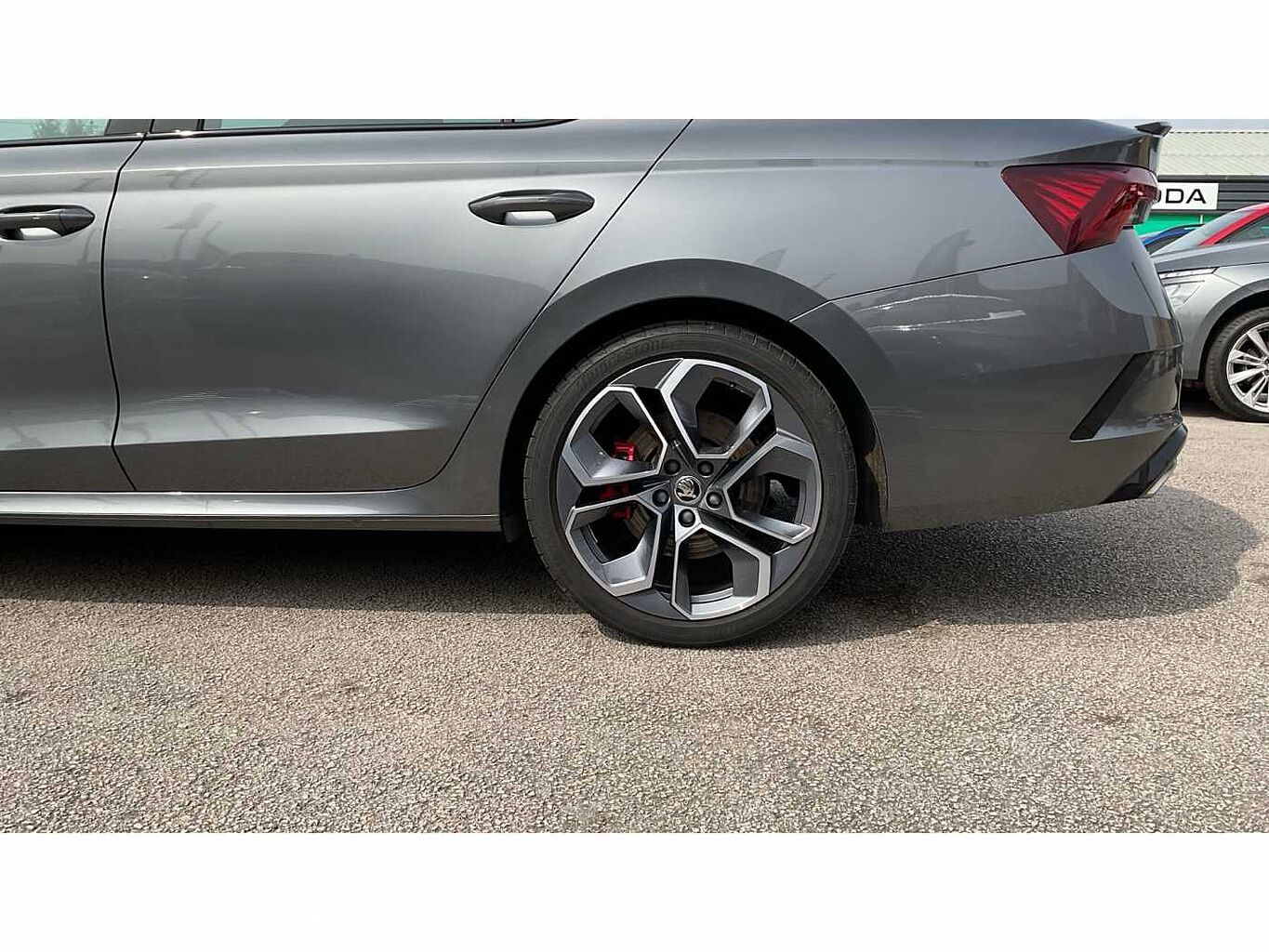 SKODA Octavia 2.0 TSI vRS (245PS) DSG 5-Dr Hatchback