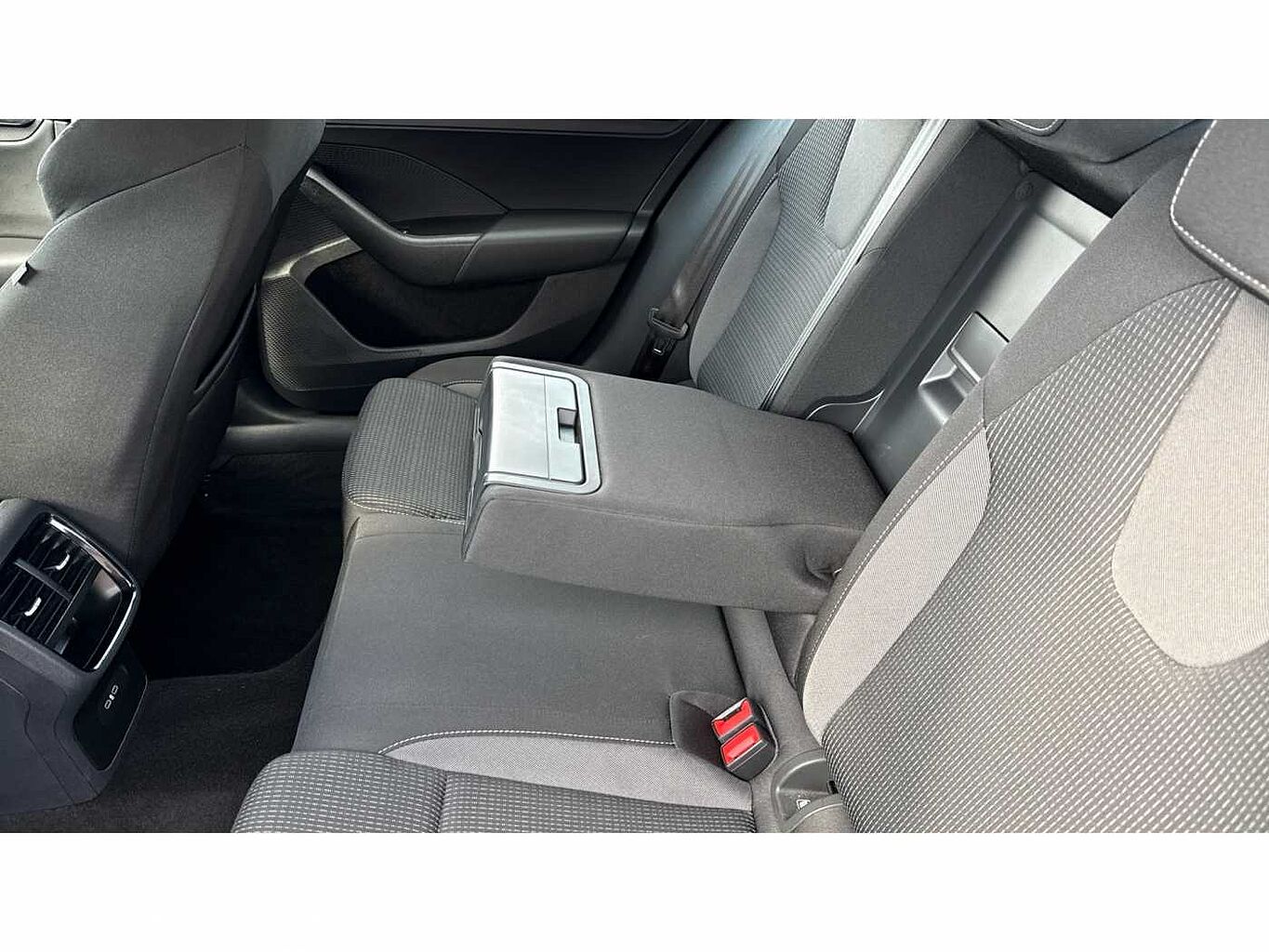 SKODA OCTAVIA 1.5 TSI SE Technology 5dr